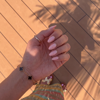 Gold Rim Medium Almond Soft Gel Press Ons